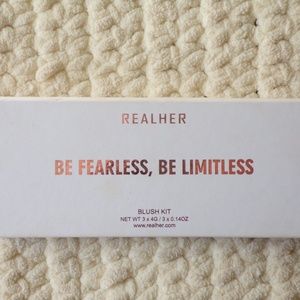 RealHer Be Fearless, Be Limitless Blush Kit